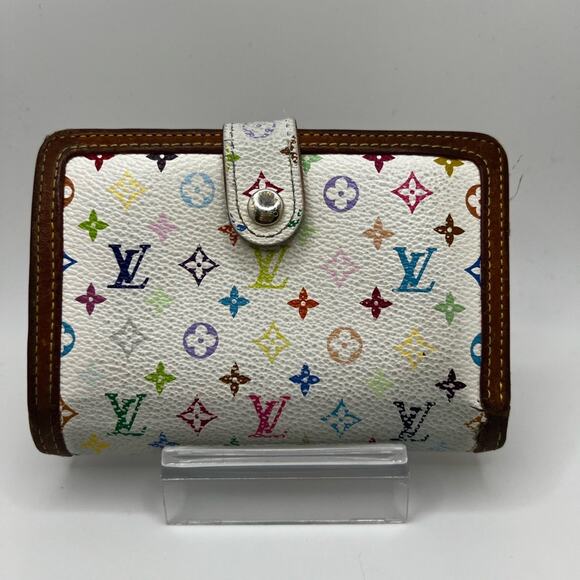 GUC Louis Vuitton White Murakami Wallet - Picture 1 of 12